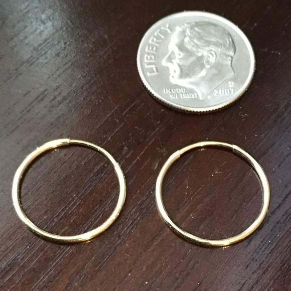 Solid 14K Gold Endless Hoops 15mm - Picture 4 of 8